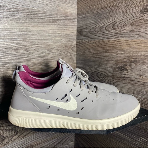 Nike sb nyjah free grey